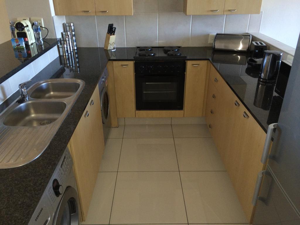 Prestige Apartments Sandton At Westpoint Johannesburg Room photo