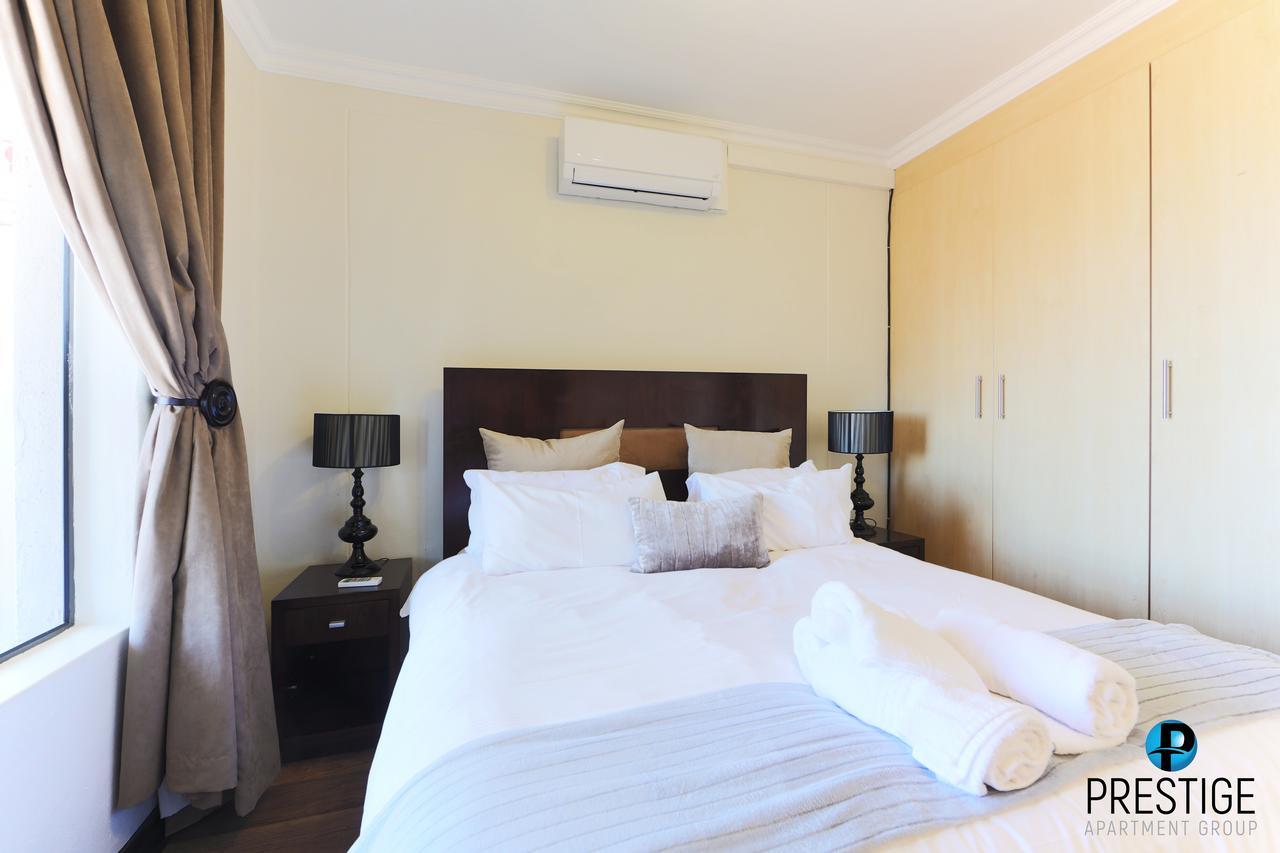 Prestige Apartments Sandton At Westpoint Johannesburg Exterior photo